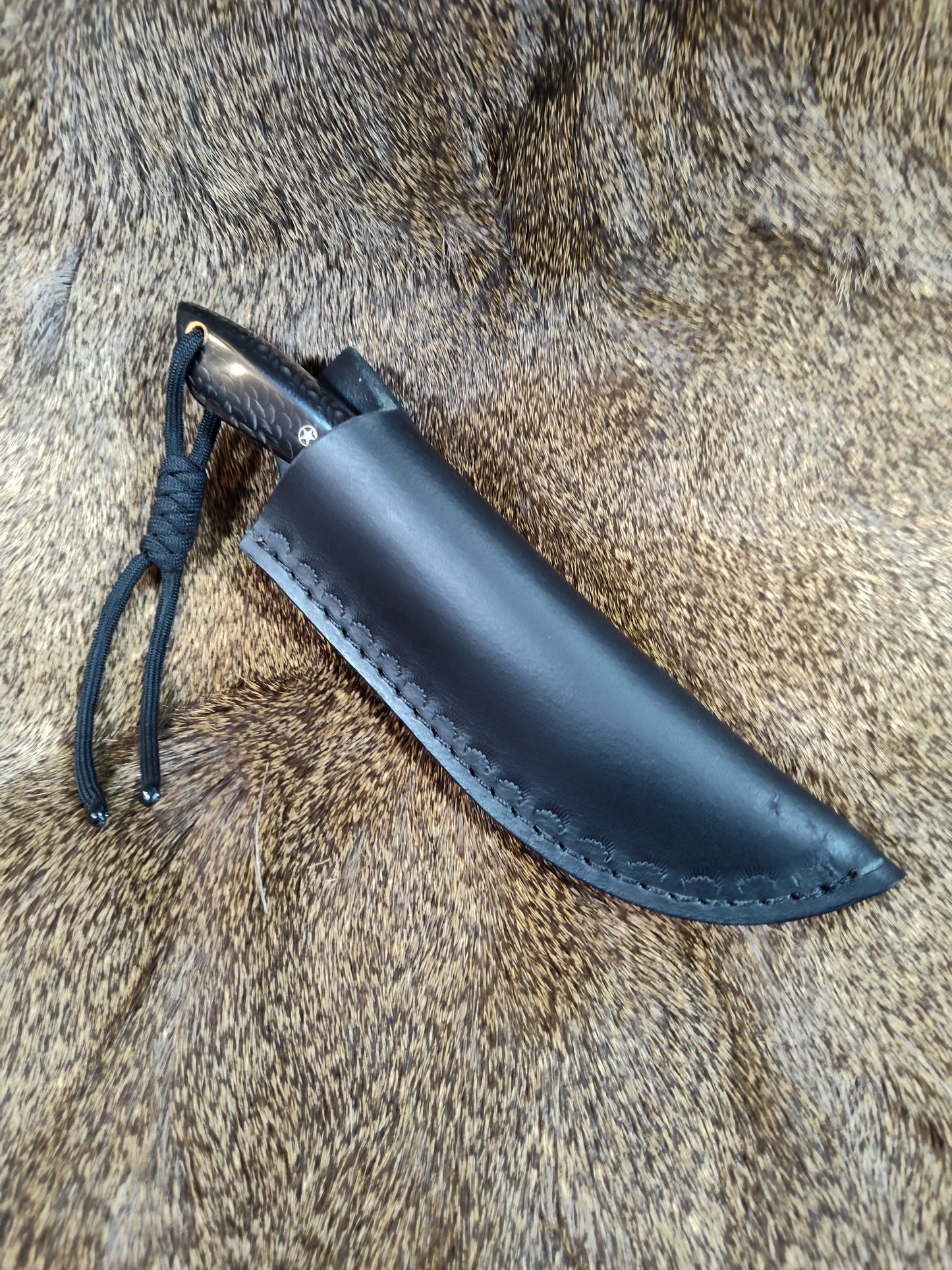 Leather Knife Sheath; Black; Thick Water Buffalo Leather; Right or Left Handed; Fixed Blade Sheaths; 6 Sizes