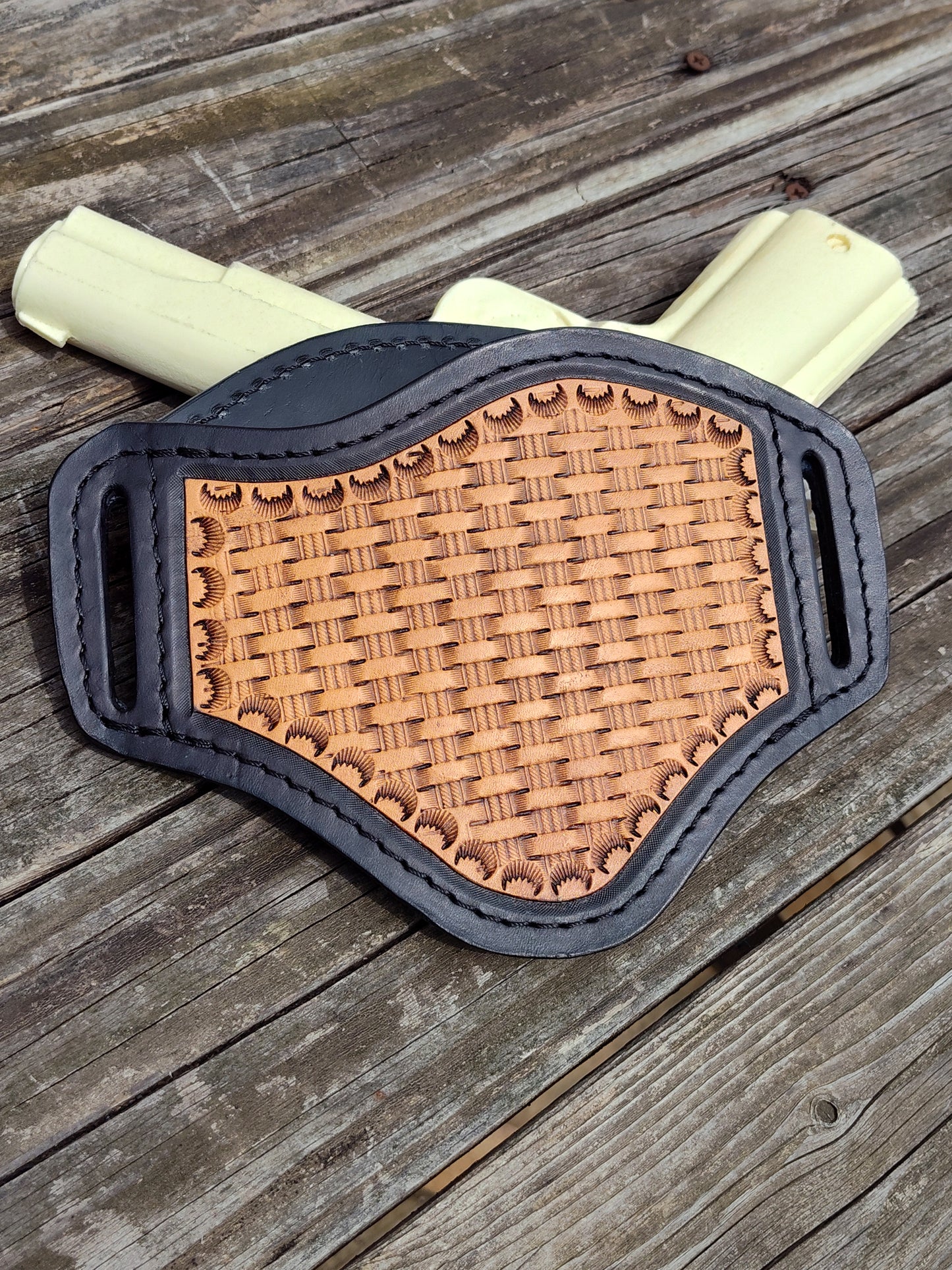 Colt 1911 Pancake Holster